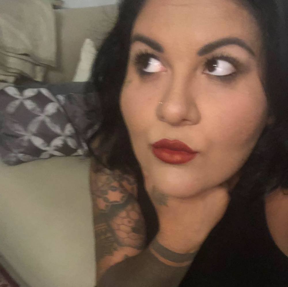 Meet your Posher, Gabriela